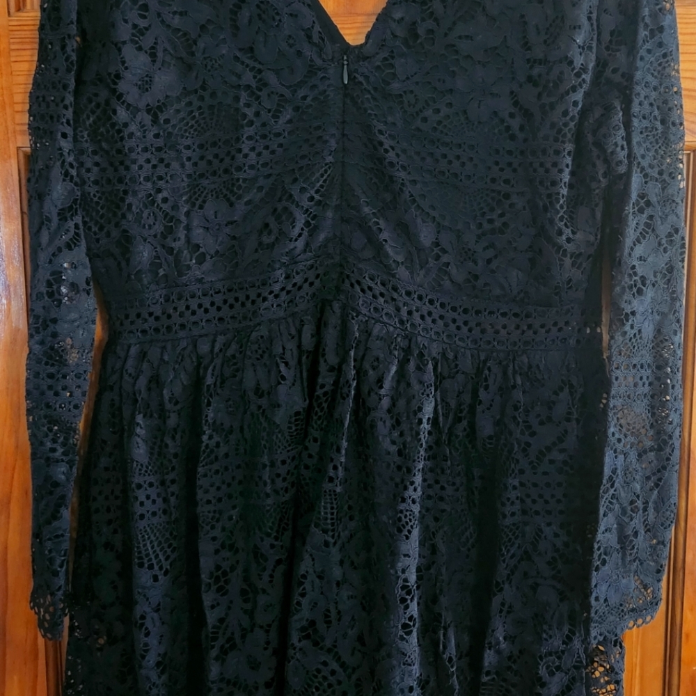 H&M black lace dress